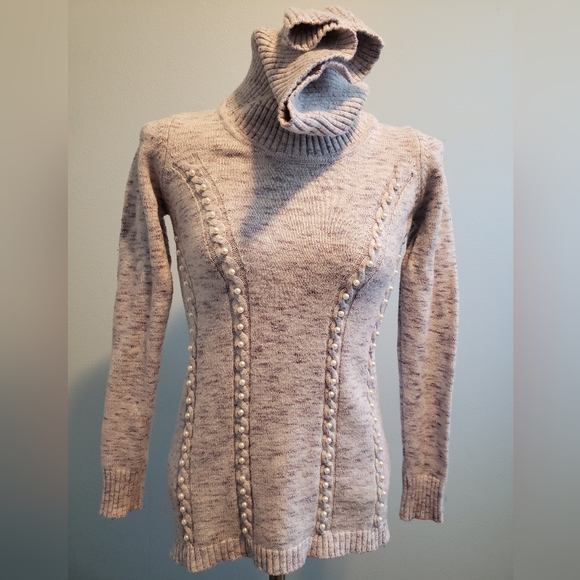 Le chateau Purple Pearl Detailed Sweater - Picture 5 of 5